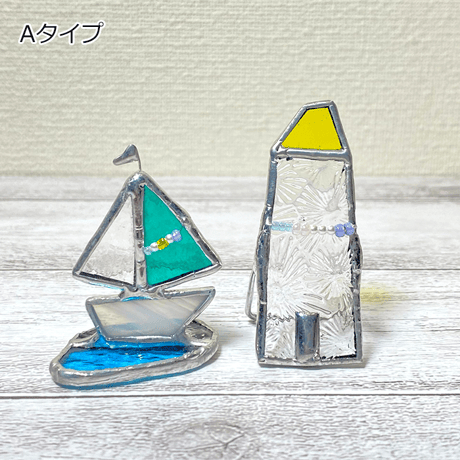 ステンドグラス：びとろたうん《noppo+yotto》