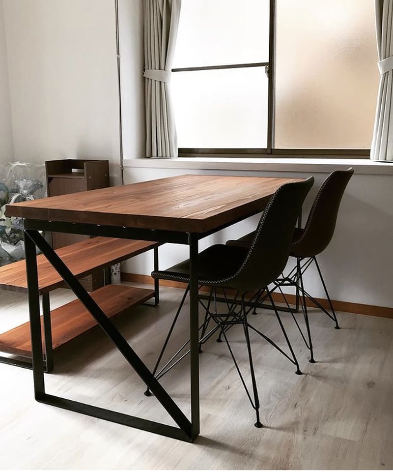 THE TABLE 杉天板 FBアイアン脚 | BROOK online store THE TABLE 杉天板 FBアイアン脚 | BROOK online store