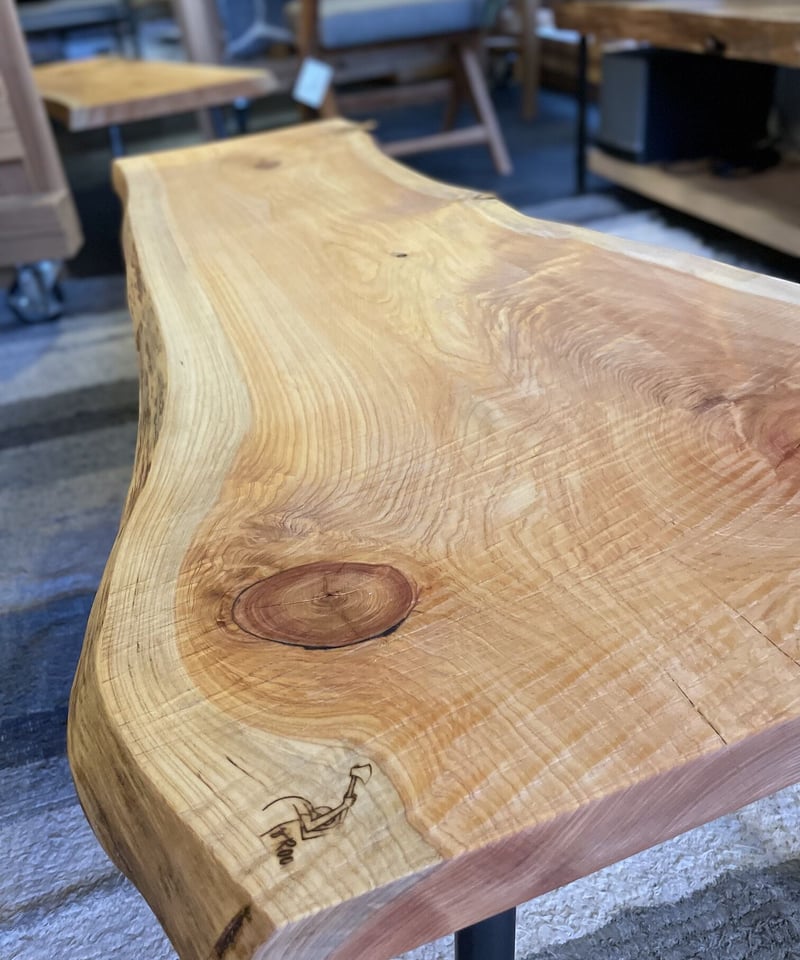 ヒノキ一枚板のローテーブル NO.2 | BROOK online store