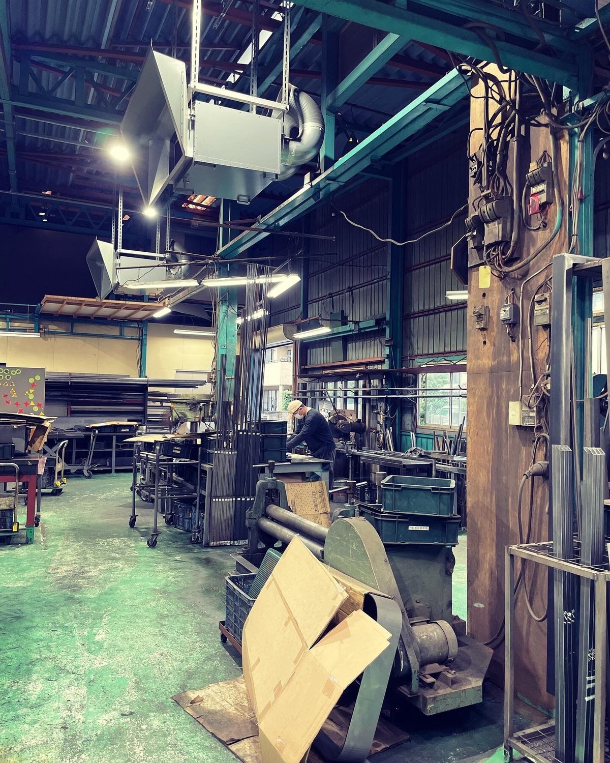 ヒノキ一枚板のローテーブル NO.1 | BROOK online store