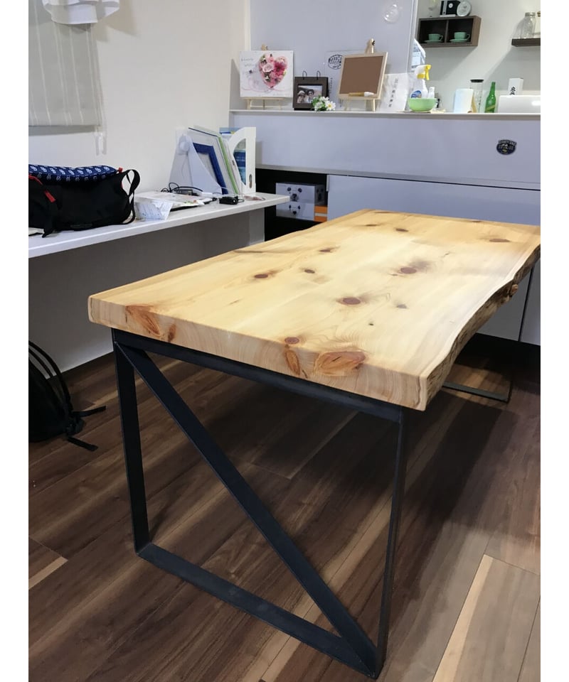 1st TABLE ヒノキ天板 FBアイアン脚 | BROOK online store