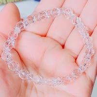 【魂を浄化し、光を放つ】♡kira水晶＆ボタンカット水晶♡ブレスレット♡内径１５ｃｍ♡
