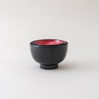 五つ組応量椀　黒内朱