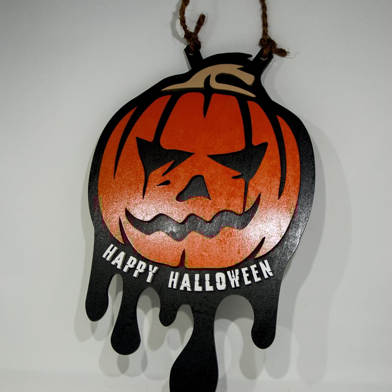 結婚式 ウェルカムスペース ハロウィン かぼちゃ 装飾 キーワードは「マタニティウエディング」「ハロウィン」「警察官