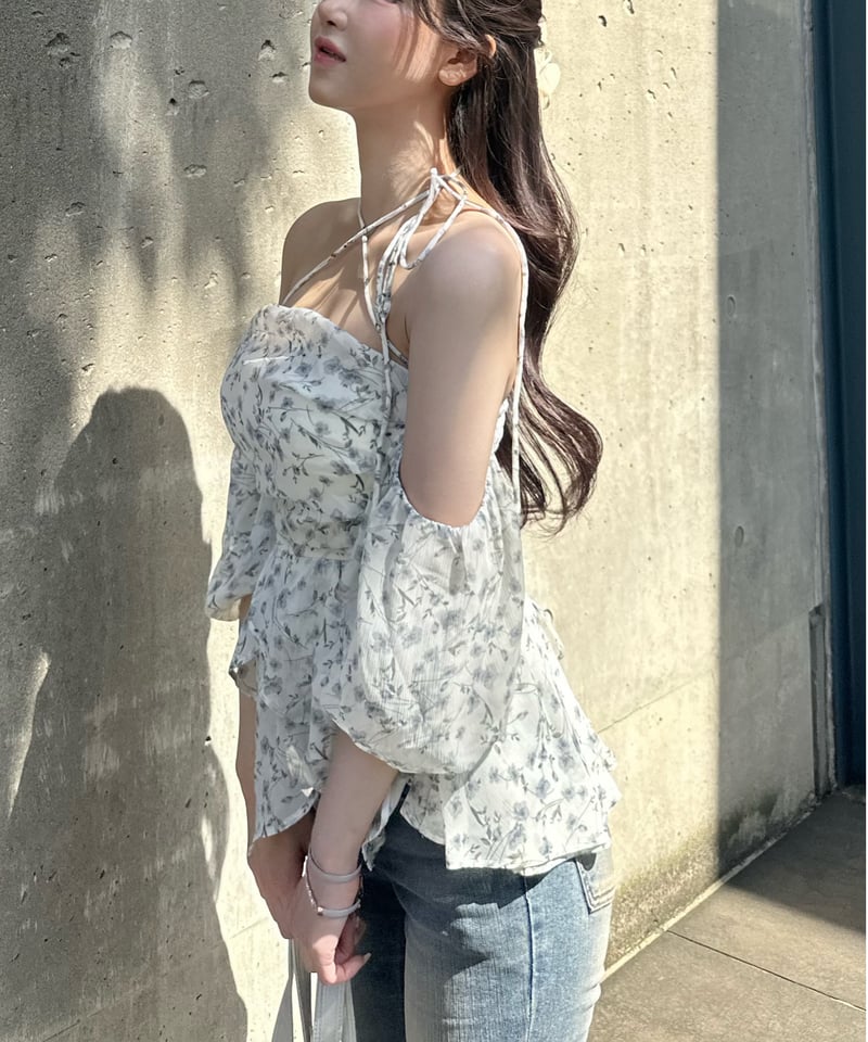 最安値 YILON MADE Joli flower blouse 最安値 YILON MADE Joli flower blouse Floral Blouse Womens