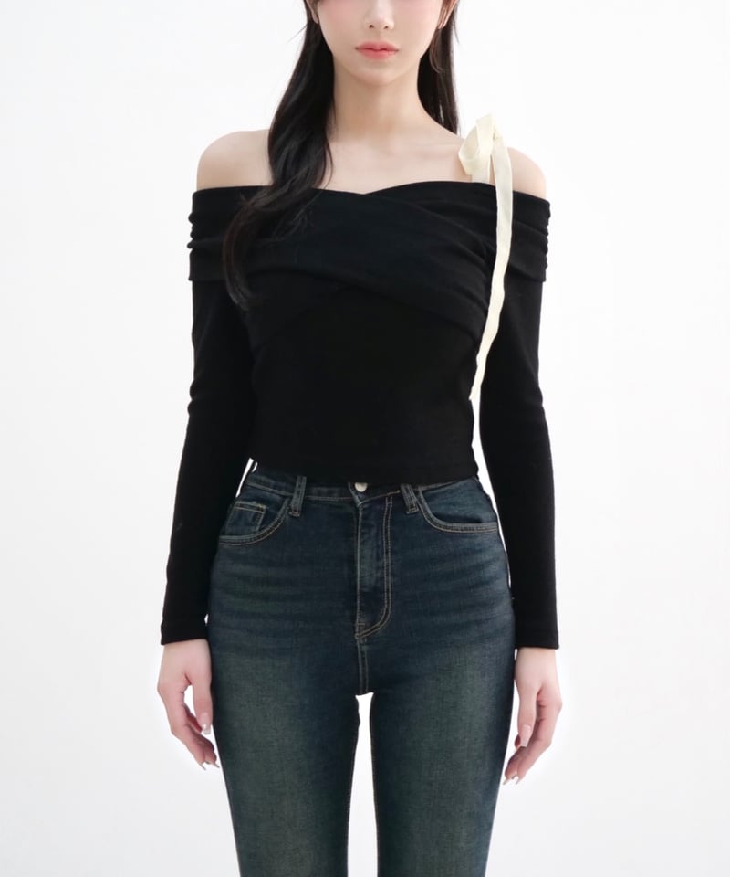 トップス yilon shoulder ribbon knitsew Oversized Off-Shoulder Sweater CN426 - Acubi style | LEWKIN