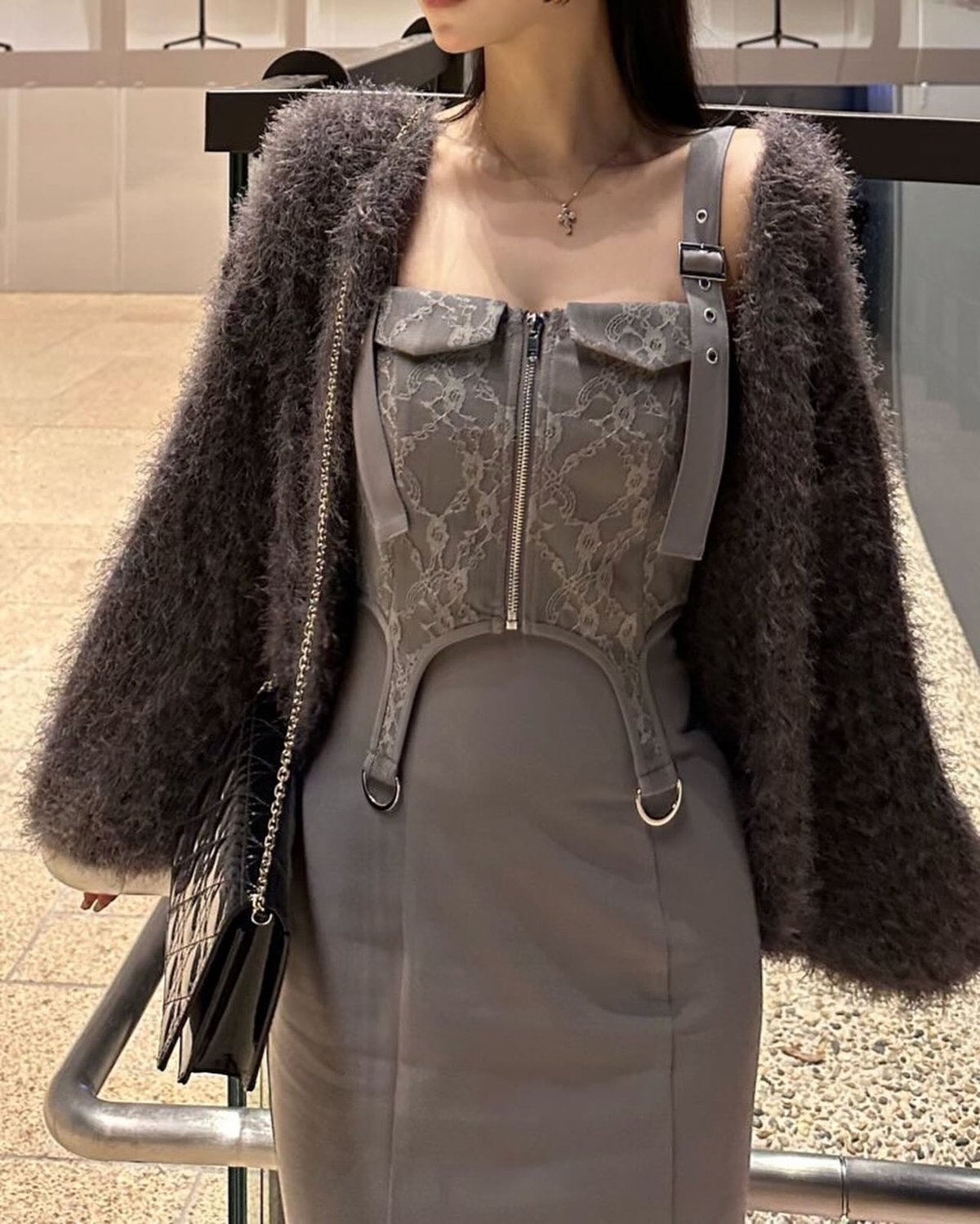 匿名配送】 YILON MADE Joli flower blouse