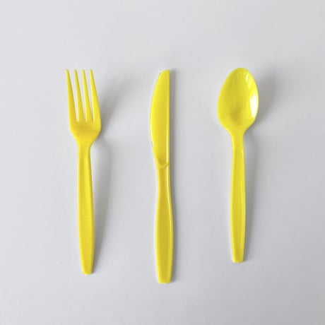 黄色いプラスチックのカトラリー│3組セット