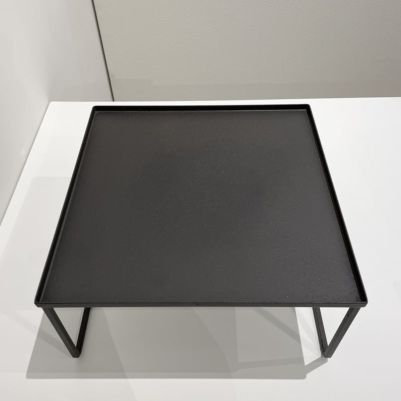 内田鋼一│鉄錆膳・小 | BANKO archive design museum 内田鋼一│鉄錆膳・小 | BANKO archive design museum