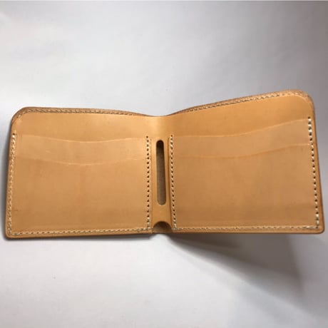 アゴモノガタリ・ヌメ革薄型フラット折財布（端切れ）