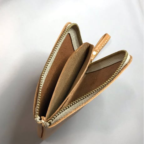 アゴモノガタリ・ヌメ革L字ファスナーハーフ財布（小銭入れ付き）