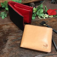 アゴモノガタリ・ヌメ革二つ折財布（ボックス小銭入れ）