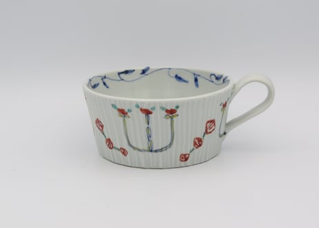 松尾貞一郎　色絵磁器凌ぎスープカップ19