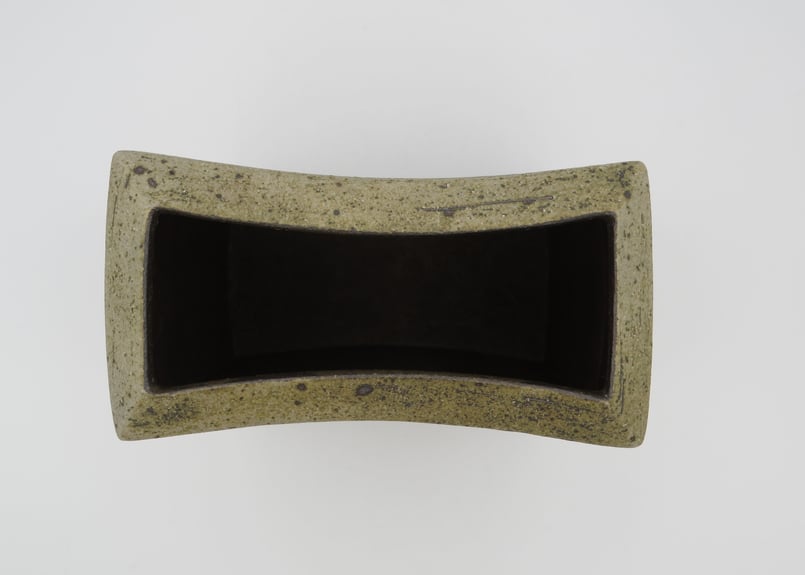 森和彦 焼き締めの花入れ | 工藝舎 オンラインショップ