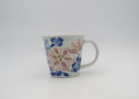 山本博　色絵半磁器クレマチスマグカップ、ピンク