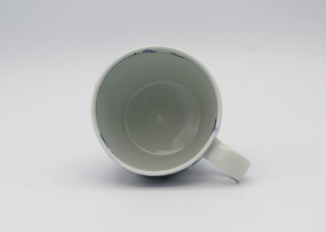 松尾貞一郎　染付磁器花ちらし（短）マグ19