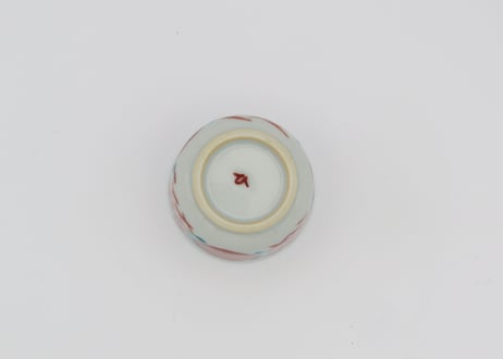 高橋宏彰　色絵磁器赤絵杯1