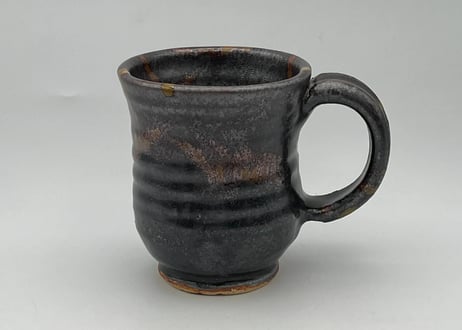 小山貴由 鉄釉マグA