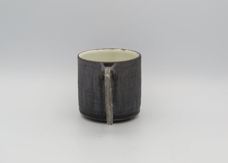 熊谷雅博　焼き締めのマグ