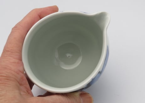 染付け花の片口B