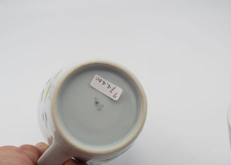 清水なお子　色絵磁器黄色花紋マグ