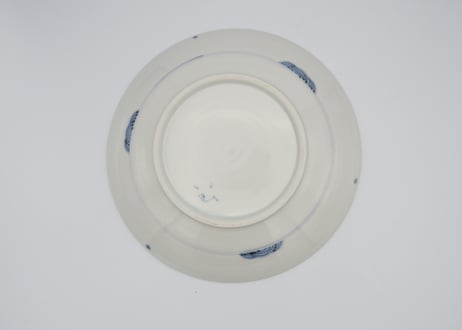 小長谷節子　染付磁器波紋ウサギ皿