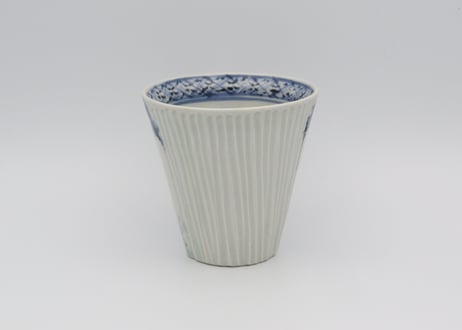 松尾貞一郎　染付け磁器凌ぎうさぎ紋マグ