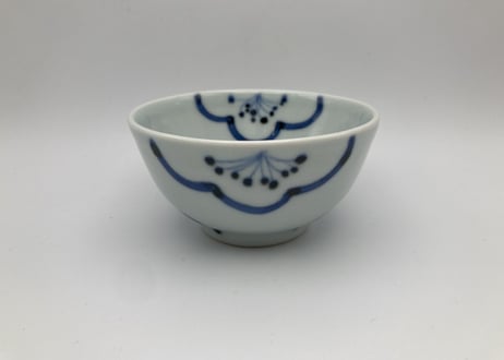 清水なお子　染付磁器梅紋飯碗