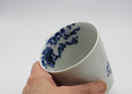 松尾貞一郎　染付磁器つる花マグ14