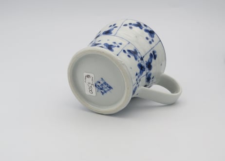 松尾貞一郎　染付磁器花紋マグ15