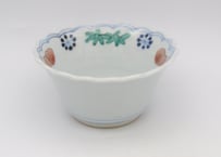 清水なお子　色絵竹と梅紋輪花小鉢