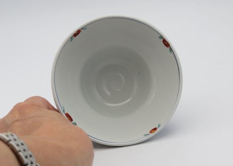 松尾貞一郎　色絵磁器蝶のマグN3