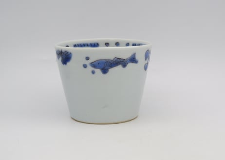 清水なお子　色絵染付け蕎麦ちょく 魚藻紋