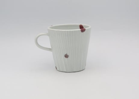 松尾貞一郎　磁器釉裏紅水玉凌ぎマグN13