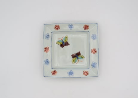 高橋宏彰　色絵磁器花蝶紋角皿