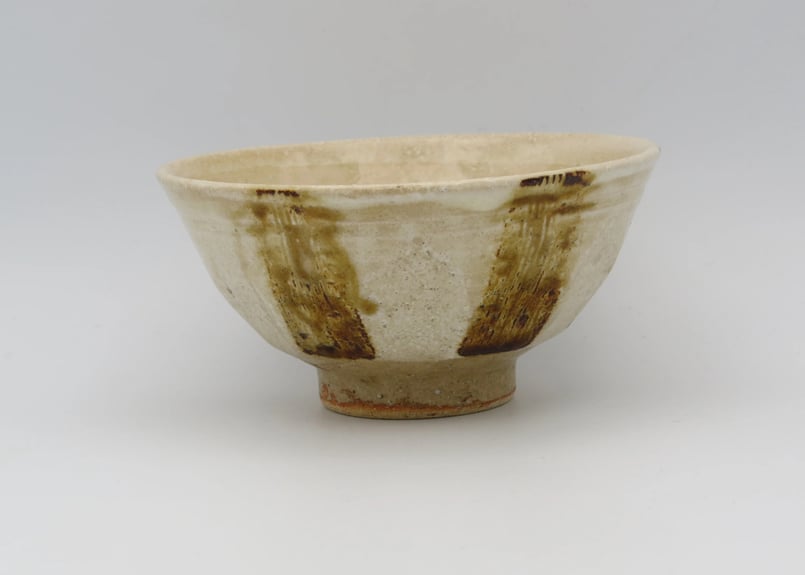 東直人 灰釉面取り錆紋飯碗516 | 工藝舎 オンラインショップ