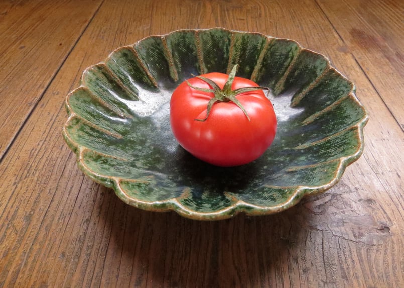 東直人 織部の輪花鉢 | 工藝舎 オンラインショップ