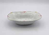 松尾貞一郎　色絵磁器楕円の小鉢T-77