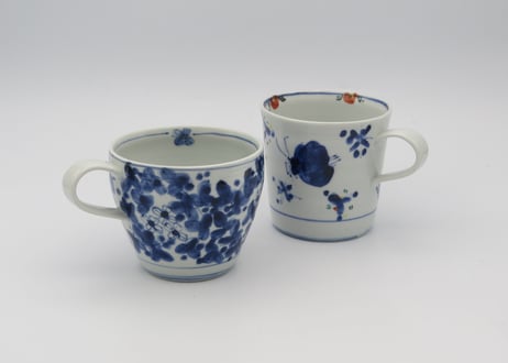 松尾貞一郎　染付磁器花ちらし（短）マグ19