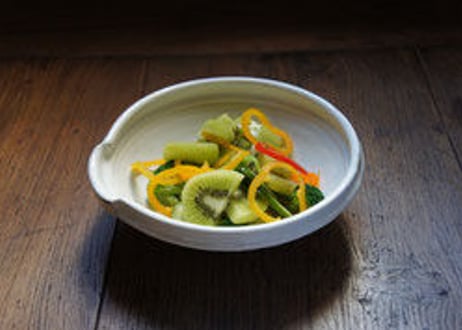 熊谷雅博　粉引き片口中鉢