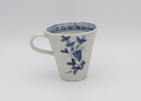 松尾貞一郎　染付け磁器凌ぎ芙蓉手マグ