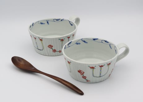 松尾貞一郎　色絵磁器凌ぎスープカップ19