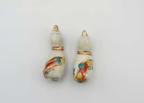 東まりこ　赤絵陶器箸置き