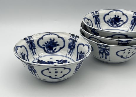 松尾貞一郎　染付磁器芙蓉手中鉢