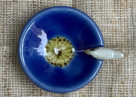 髙橋宏彰　色絵磁器鳥の箸置き