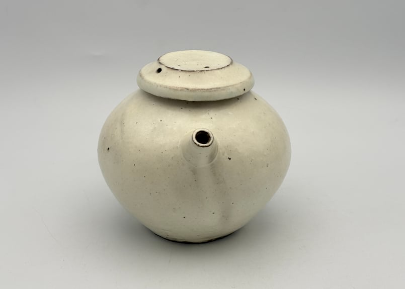 小山乃文彦 粉引のポット | 工藝舎 オンラインショップ