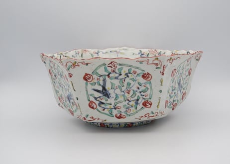 松尾貞一郎　色絵磁器五彩花鳥図六角鉢