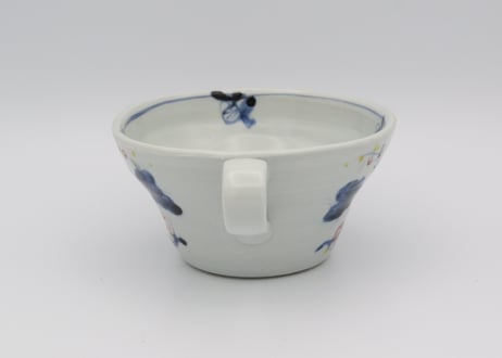 松尾貞一郎　色絵磁器染錦花蝶マグT-17