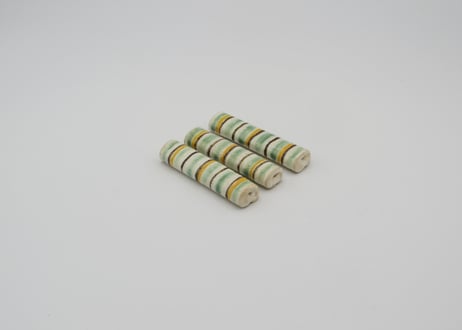 東まりこ　三彩陶器シマ紋箸置き