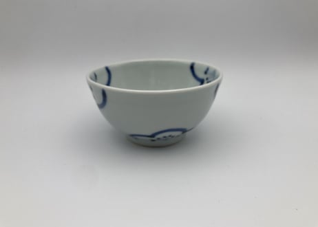 清水なお子　染付磁器梅紋飯碗